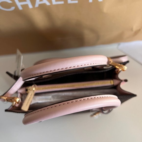 MICHAEL KORS Mercer Medium Pebbled Leather Crossbody Bag Brown/Pink Perforated - Picture 6 of 16